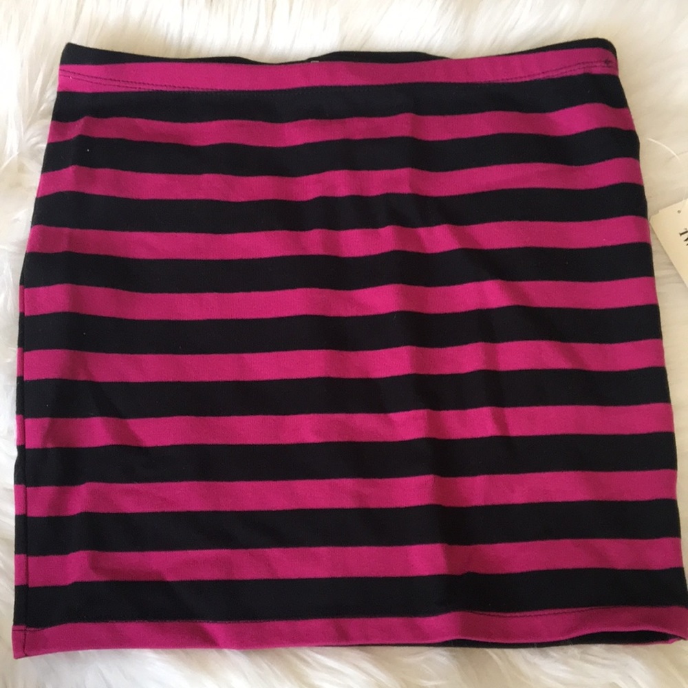 Mini fitted skirt